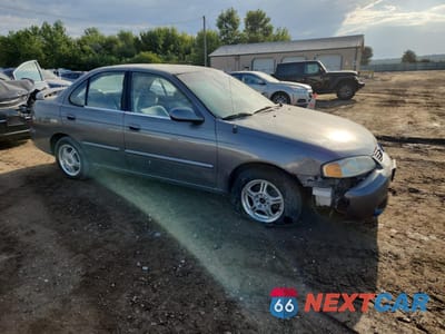 Czwarte zdjęcie samochodu z boku: 2001 NISSAN SENTRA XE VIN:3N1CB51D01L442497 - miniatura