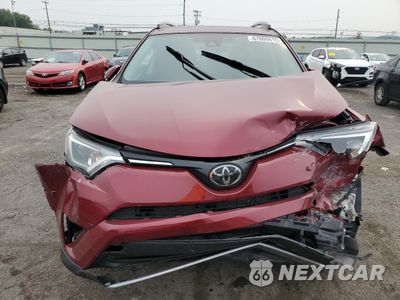 Piąte zdjęcie samochodu w środku: 2018 TOYOTA RAV4 ADVENTURE VIN:2T3RFREV9JW844128 - miniatura