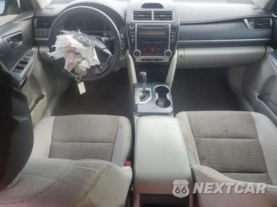 Zdjęcie 8 z 12 samochodu: 2012 TOYOTA CAMRY HYBRID VIN:4T1BD1FK1CU013215 - miniatura