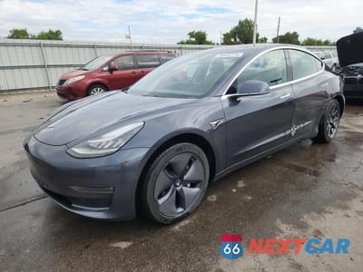 2018 TESLA MODEL 3 5YJ3E1EA0JF057923 - główne zdjęcie licytacji z USA - miniatura
