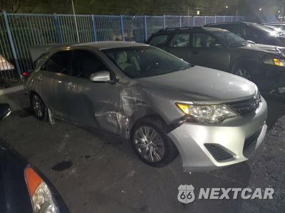 Czwarte zdjęcie samochodu z boku: 2014 TOYOTA CAMRY L VIN:4T1BF1FK4EU382051 - miniatura