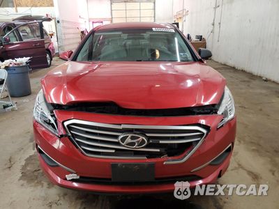 Piąte zdjęcie samochodu w środku: 2017 HYUNDAI SONATA SE VIN:5NPE24AF4HH517827 - miniatura