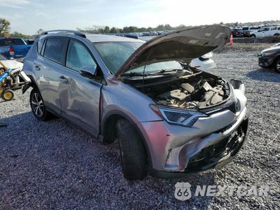 Czwarte zdjęcie samochodu z boku: 2017 TOYOTA RAV4 XLE VIN:2T3WFREV3HW396725 - miniatura