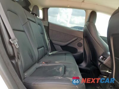 Zdjęcie 10 z 12 samochodu: 2024 TESLA MODEL Y VIN:7SAYGDEF6RA267029 - miniatura
