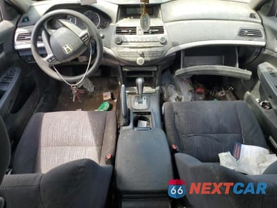 Zdjęcie 8 z 12 samochodu: 2012 HONDA ACCORD LX VIN:1HGCP2F31CA194513 - miniatura