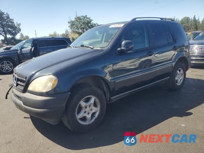 1999 MERCEDES-BENZ ML 320 4JGAB54E2XA142397 - główne zdjęcie licytacji z USA - miniatura