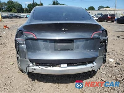 Zdjęcie 6 z 14 samochodu: 2023 TESLA MODEL Y VIN:7SAYGDEE1PA192096 - miniatura