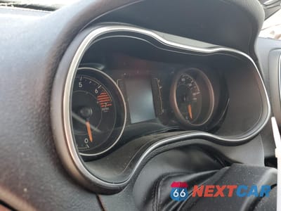 Zdjęcie 9 z 13 samochodu: 2019 JEEP CHEROKEE LATITUDE PLUS VIN:1C4PJLLB2KD318644 - miniatura