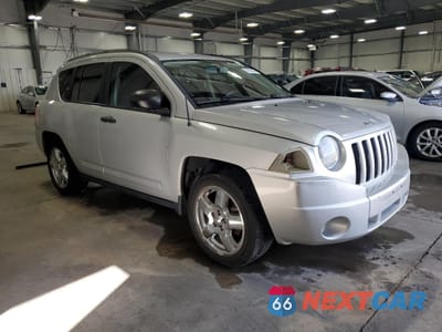 Czwarte zdjęcie samochodu z boku: 2008 JEEP COMPASS LIMITED VIN:1J8FF57W08D789134 - miniatura