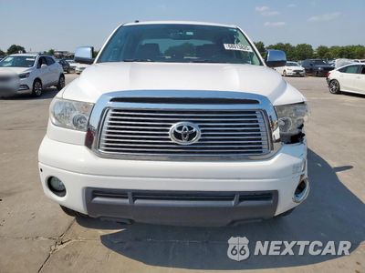 Piąte zdjęcie samochodu w środku: 2011 TOYOTA TUNDRA CREWMAX LIMITED VIN:5TFHW5F16BX167276 - miniatura
