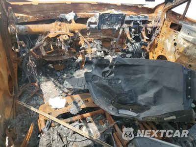 Zdjęcie 8 z 11 samochodu: 2020 TOYOTA RAV4 XLE VIN:2T3P1RFV2LC091678 - miniatura