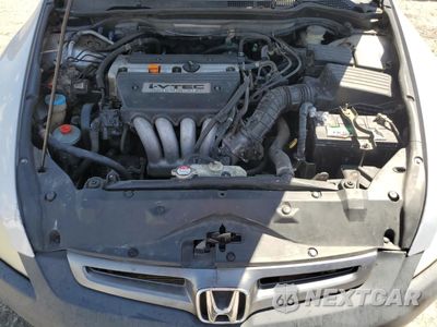 Zdjęcie 11 z 15 samochodu: 2003 HONDA ACCORD EX VIN:1HGCM56633A034413 - miniatura