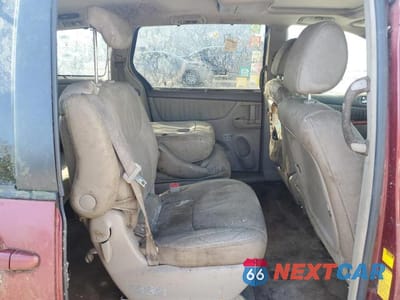 Zdjęcie 11 z 13 samochodu: 2010 TOYOTA SIENNA XLE VIN:5TDDK4CC1AS030664 - miniatura