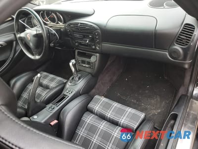 Zdjęcie 8 z 13 samochodu: 2001 PORSCHE BOXSTER VIN:WP0CA29811U621014 - miniatura