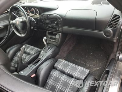 Zdjęcie 8 z 13 samochodu: 2001 PORSCHE BOXSTER VIN:WP0CA29811U621014 - miniatura