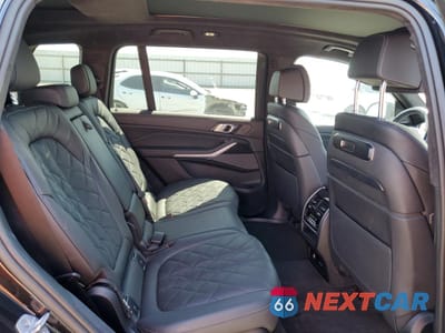 Zdjęcie 11 z 14 samochodu: 2025 BMW X7 XDRIVE40I VIN:5UX23EM08S9W58217 - miniatura
