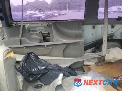 Zdjęcie 11 z 14 samochodu: 1998 FORD ECONOLINE E350 SUPER DUTY VIN:1FBSS31L5WHA89771 - miniatura