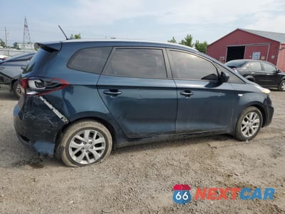 Trzecie zdjęcie samochodu z tyłu: 2017 KIA RONDO VIN:KNAHT8A38H7180216 - miniatura