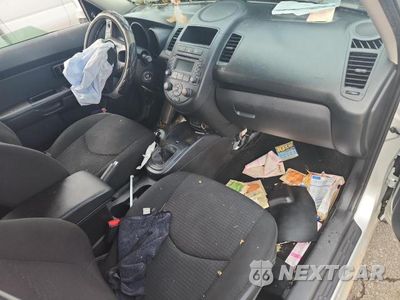 Zdjęcie 8 z 12 samochodu: 2013 KIA SOUL VIN:KNDJT2A55D7549045 - miniatura