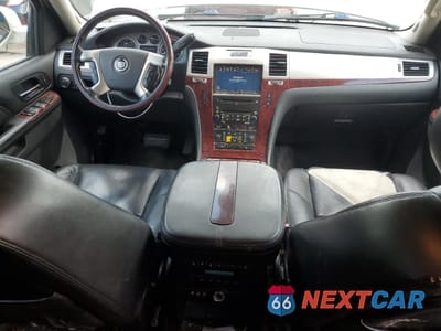 Zdjęcie 8 z 13 samochodu: 2010 CADILLAC ESCALADE ESV PREMIUM VIN:1GYUKJEF4AR163840 - miniatura