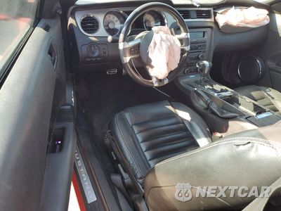 Zdjęcie 8 z 14 samochodu: 2010 FORD MUSTANG VIN:1ZVBP8AN6A5159068 - miniatura