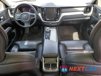 Zdjęcie 8 z 14 samochodu: 2022 VOLVO XC60 B5 INSCRIPTION VIN:YV4L12RLXN1986039 - miniatura