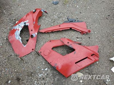Zdjęcie 9 z 10 samochodu: 1995 SUZUKI GSX600 F VIN:JS1GN72A6S2104234 - miniatura