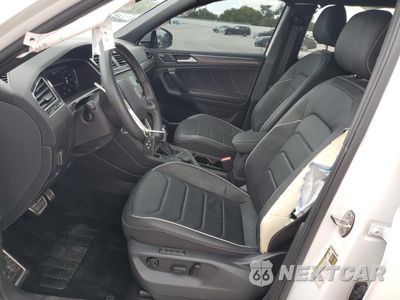 Zdjęcie 7 z 14 samochodu: 2023 VOLKSWAGEN TIGUAN SEL R-LINE BLACK VIN:3VV4B7AX5PM074362 - miniatura