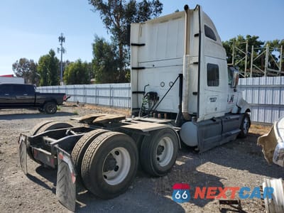 Czwarte zdjęcie samochodu z boku: 2016 INTERNATIONAL PROSTAR SEMI TRUCK VIN:3HSDJAPR9GN107422 - miniatura