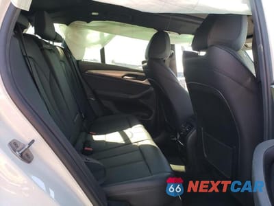 Zdjęcie 11 z 13 samochodu: 2021 BMW X3 XDRIVE30E VIN:5UXTS1C02M9D96766 - miniatura