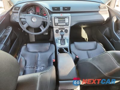Zdjęcie 8 z 14 samochodu: 2007 VOLKSWAGEN PASSAT VIN:WVWJK73C97P068179 - miniatura