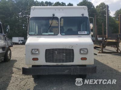 Piąte zdjęcie samochodu w środku: 2021 FORD ECONOLINE E450 SUPER DUTY COMMERCIAL STRIPPED CHASSIS DELIVERY TRUCK OR VAN DELIVERY VAN VIN:1FC3E4KK0MDC17471 - miniatura