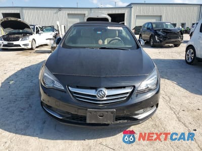 Piąte zdjęcie samochodu w środku: 2016 BUICK CASCADA PREMIUM VIN:W04WT3N52GG069873 - miniatura