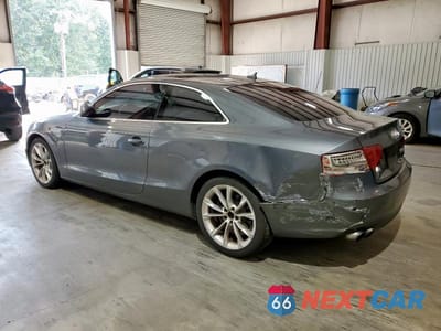 Drugie zdjęcie samochodu z przodu: 2013 AUDI A5 PREMIUM PLUS VIN:WAULFAFR9DA000566 - miniatura