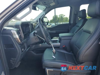 Zdjęcie 7 z 13 samochodu: 2024 FORD F350 SUPER DUTY VIN:1FT8W3BT8RED04283 - miniatura