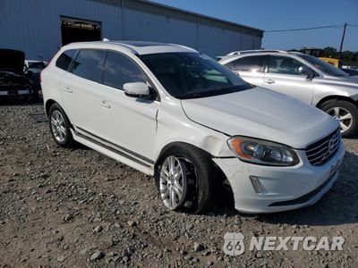 Czwarte zdjęcie samochodu z boku: 2016 VOLVO XC60 T5 PREMIER VIN:YV4612RK4G2825011 - miniatura
