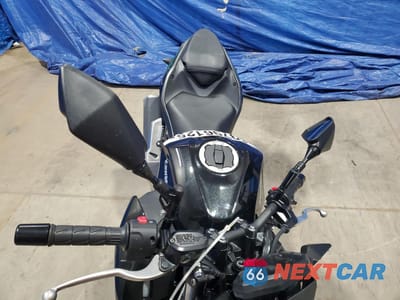 Piąte zdjęcie samochodu w środku: 2024 KAWASAKI ER500 VIN:ML5ERGE13RDA18582 - miniatura