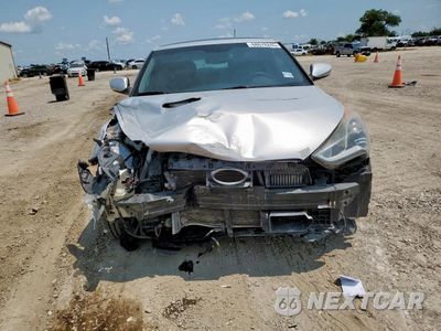 Piąte zdjęcie samochodu w środku: 2015 HYUNDAI VELOSTER TURBO VIN:KMHTC6AE6FU243357 - miniatura