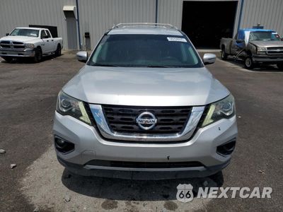 Piąte zdjęcie samochodu w środku: 2018 NISSAN PATHFINDER S VIN:5N1DR2MN2JC617758 - miniatura