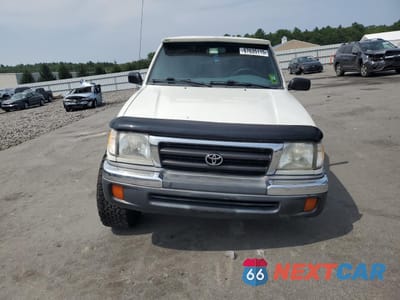Piąte zdjęcie samochodu w środku: 1998 TOYOTA TACOMA XTRACAB VIN:4TAWM72N2WZ076416 - miniatura