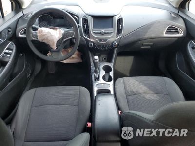Zdjęcie 8 z 14 samochodu: 2017 CHEVROLET CRUZE LT VIN:1G1BE5SMXH7157246 - miniatura