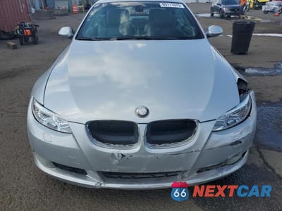 Piąte zdjęcie samochodu w środku: 2009 BMW 328 I SULEV VIN:WBAWR33579P343978 - miniatura