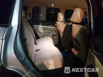 Zdjęcie 10 z 12 samochodu: 2022 JEEP GRAND CHEROKEE LIMITED VIN:1C4RJGBGXN8596475 - miniatura