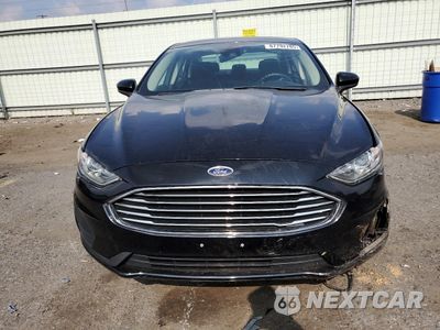 Piąte zdjęcie samochodu w środku: 2019 FORD FUSION SE VIN:3FA6P0LU8KR147809 - miniatura