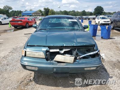 Piąte zdjęcie samochodu w środku: 1995 MERCURY GRAND MARQUIS GS VIN:2MELM74W7SX620663 - miniatura