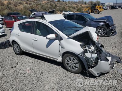 Czwarte zdjęcie samochodu z boku: 2012 TOYOTA PRIUS C VIN:JTDKDTB31C1524620 - miniatura