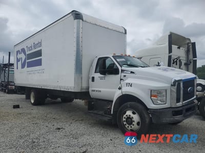 2018 FORD F650 SUPER DUTY 1FDNF6AY6JDF04327 - główne zdjęcie licytacji z USA - miniatura