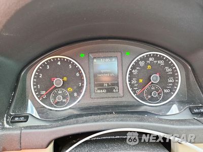 Zdjęcie 9 z 14 samochodu: 2017 VOLKSWAGEN TIGUAN WOLFSBURG VIN:WVGRV7AX4HK005713 - miniatura
