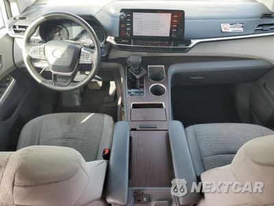 Zdjęcie 8 z 13 samochodu: 2021 TOYOTA SIENNA LE VIN:5TDKRKEC6MS043743 - miniatura