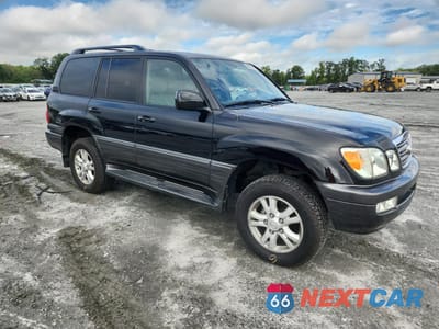 Czwarte zdjęcie samochodu z boku: 2004 LEXUS LX 470 VIN:JTJHT00WX43541878 - miniatura